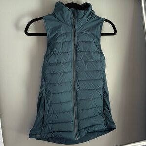 Lululemon Women's Teal Puffer Vest